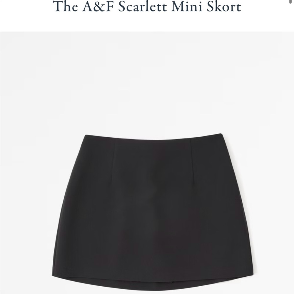 Abercrombie Scarlett Mini Skort (M)
